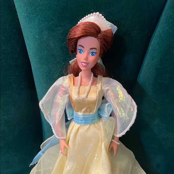 Vintage 90s Anastasia Princess Doll in yellow ballroom dress - Picture 2 of 4